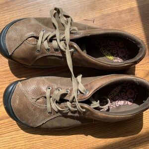 KEEN Women Shoes Size 11 Brown Tie Sneakers Casual Outdoor Footwear